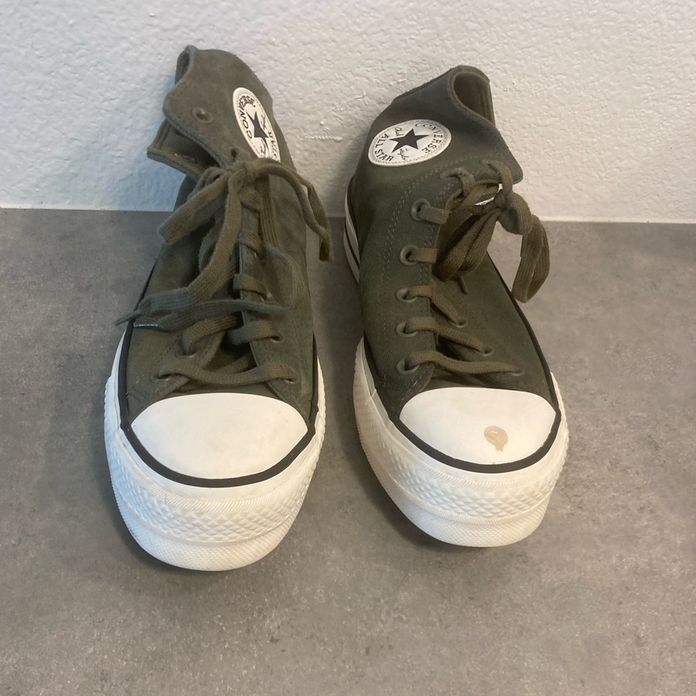Converse Leather Platform